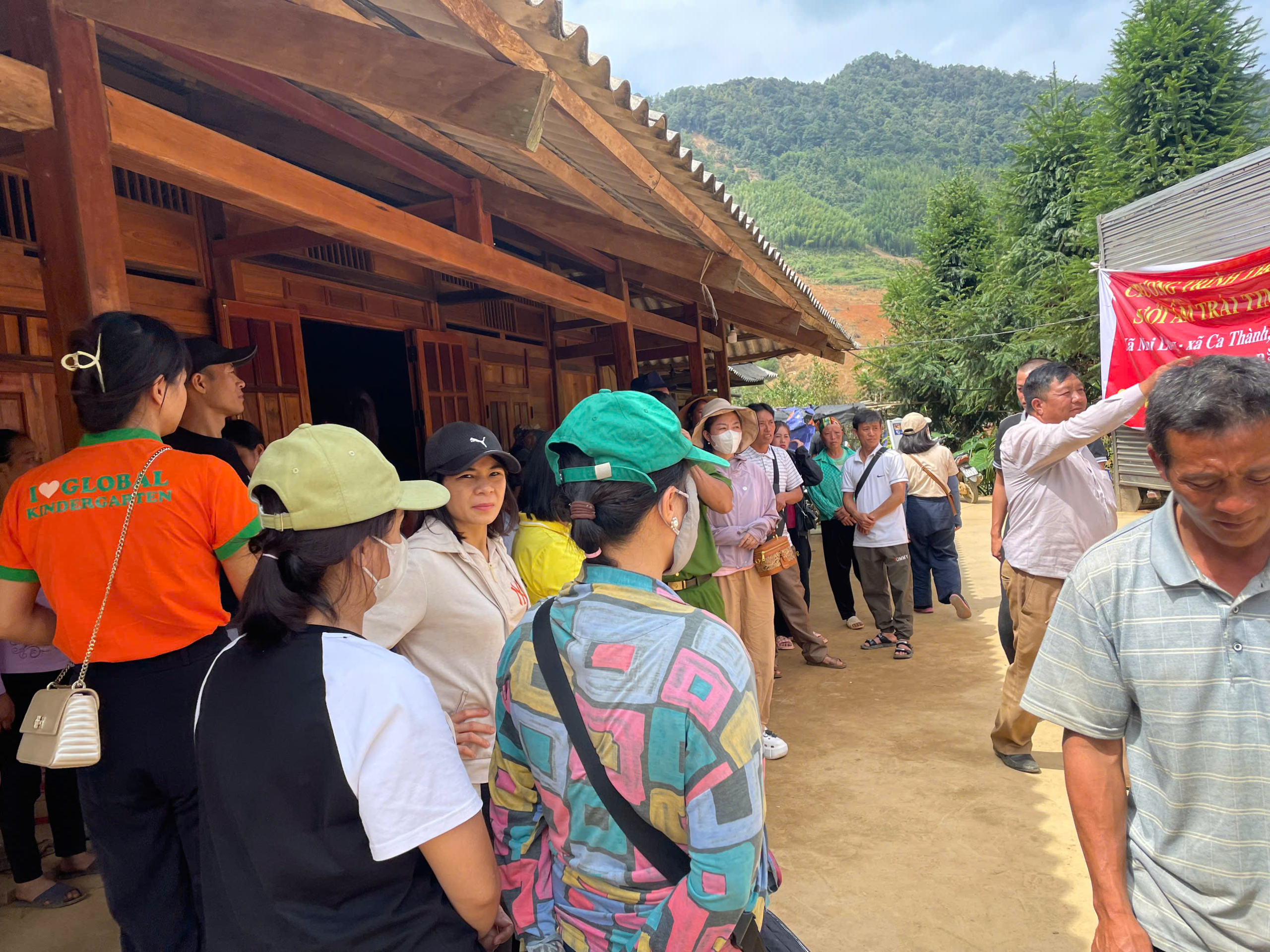 Z5864845734654_4f9cc8c41ca74f3f14f6d396935e1d25