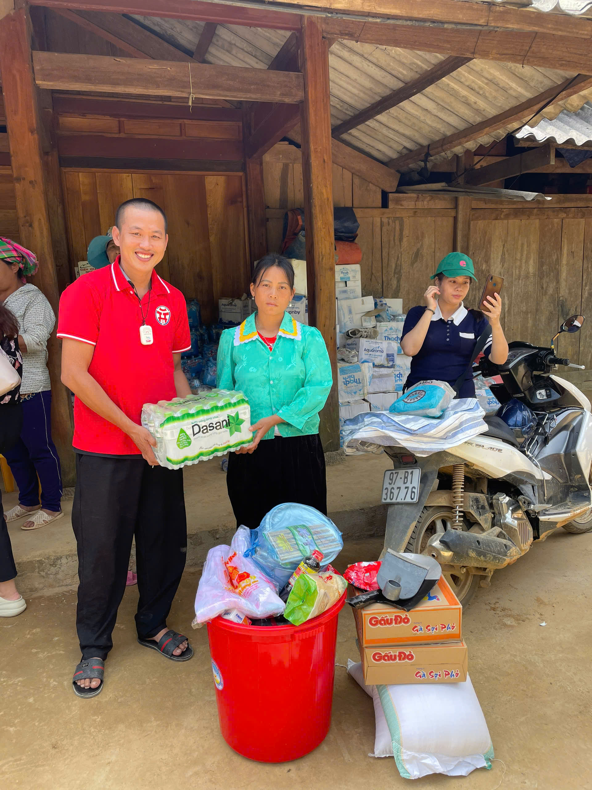 Z5864845772905_2c6944f4bf621344bb9640a0c28dd92f