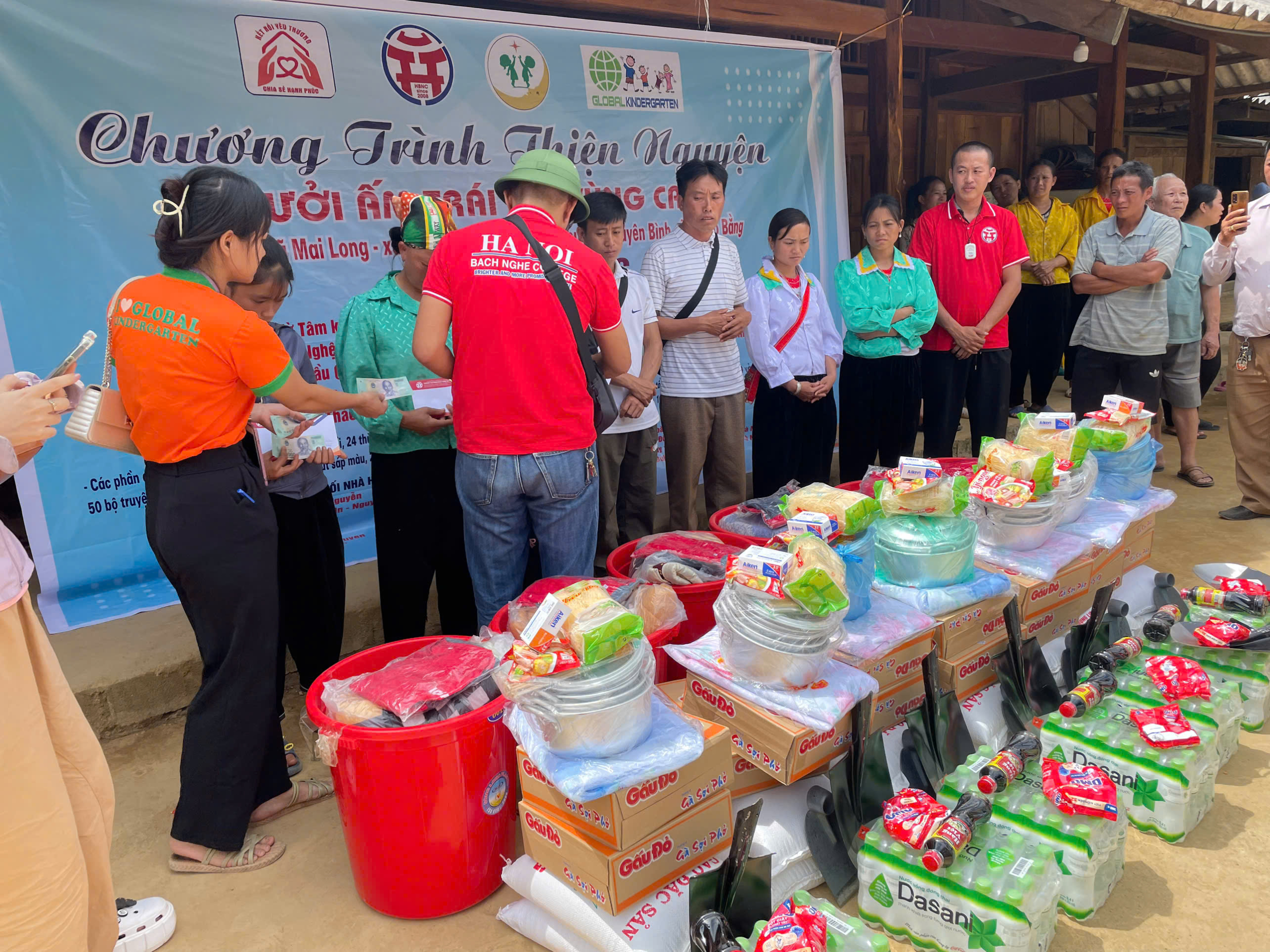 Z5864845843554_96e194902539f74e139a011f160436a8