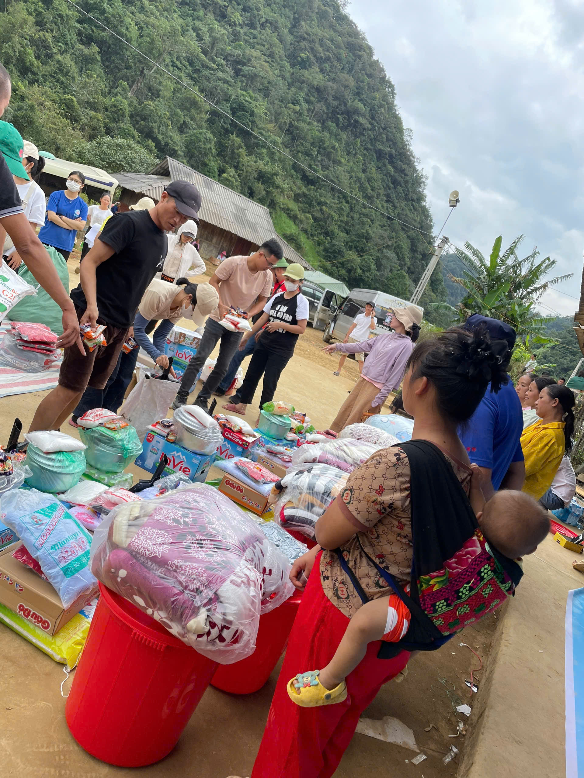 Z5864845881492_0b4d0e1d4600927f4ffc54485c27d243