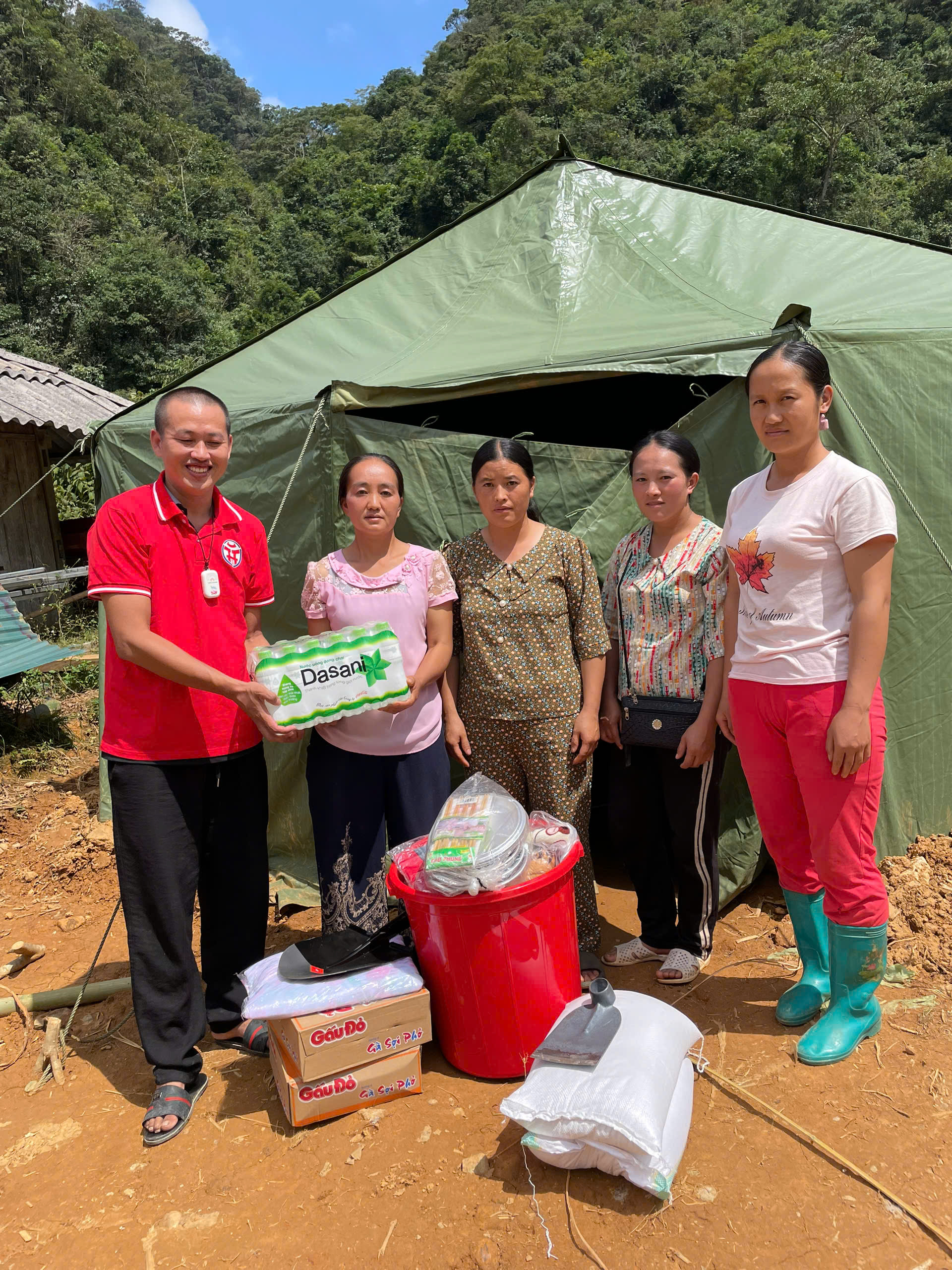 Z5864845881766_8d8f5667d5f868e7ce9eefa3a136956f