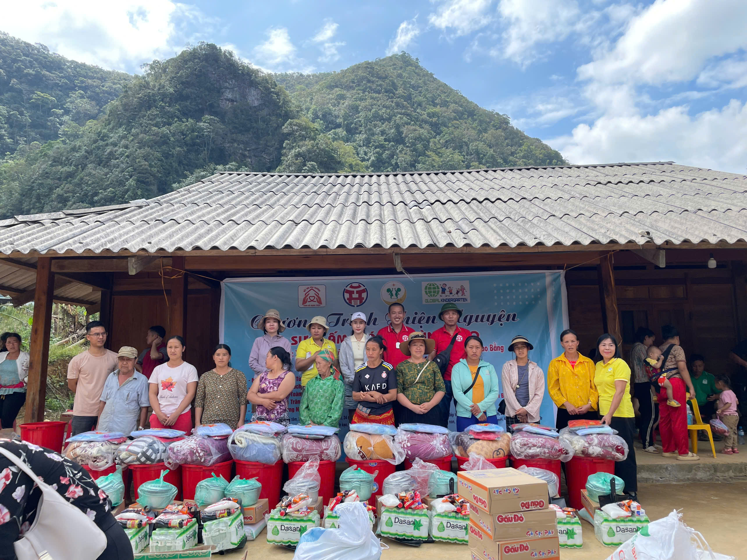 Z5864845907726_3a594ed74275099ef6921a08574c9473