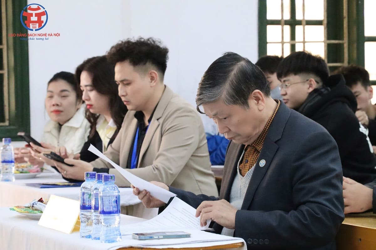 Z6199865732609_a972e477de1df9451f7969e19e1fa03a