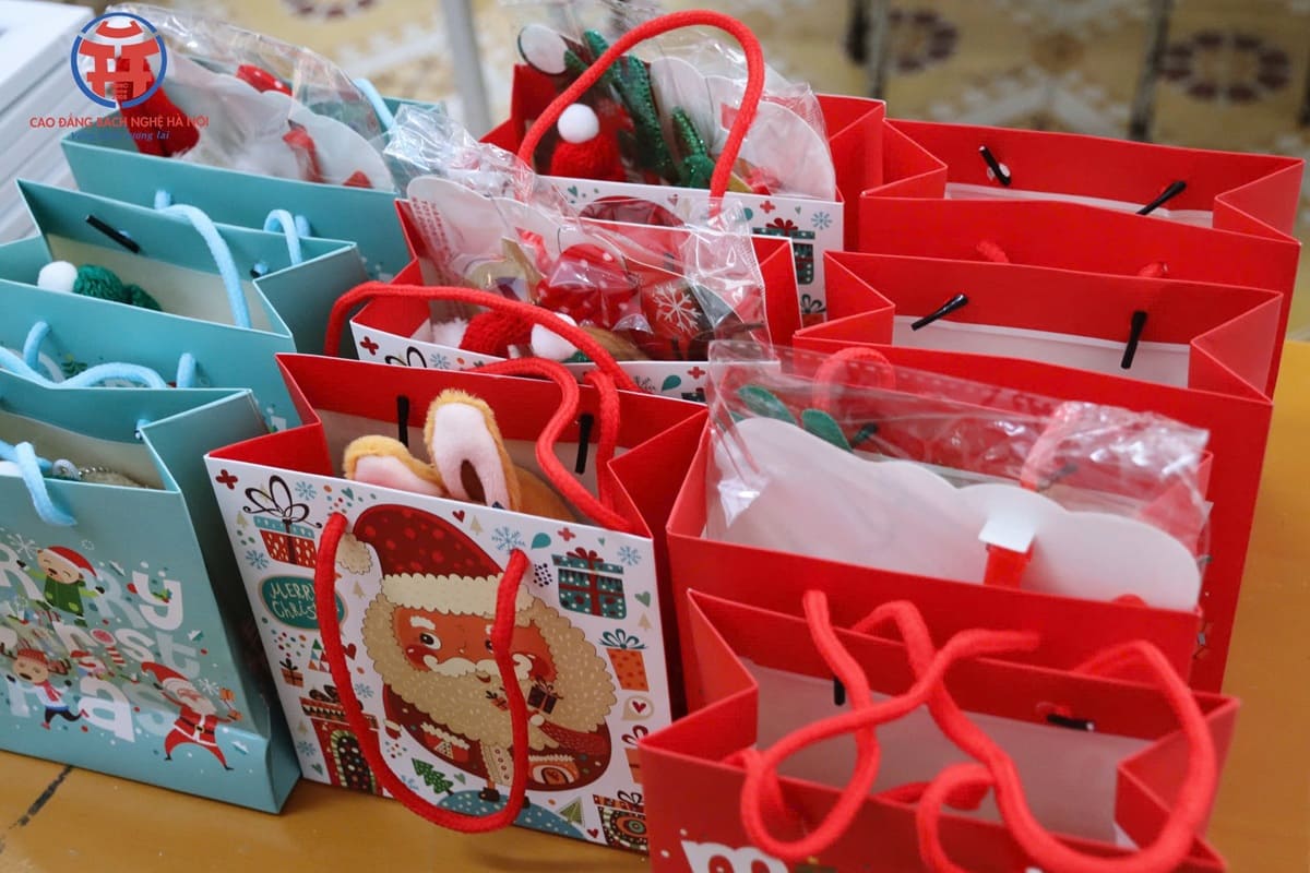 Z6199865750032_5ca57bf4f2670d5896ec46283e22a8e8