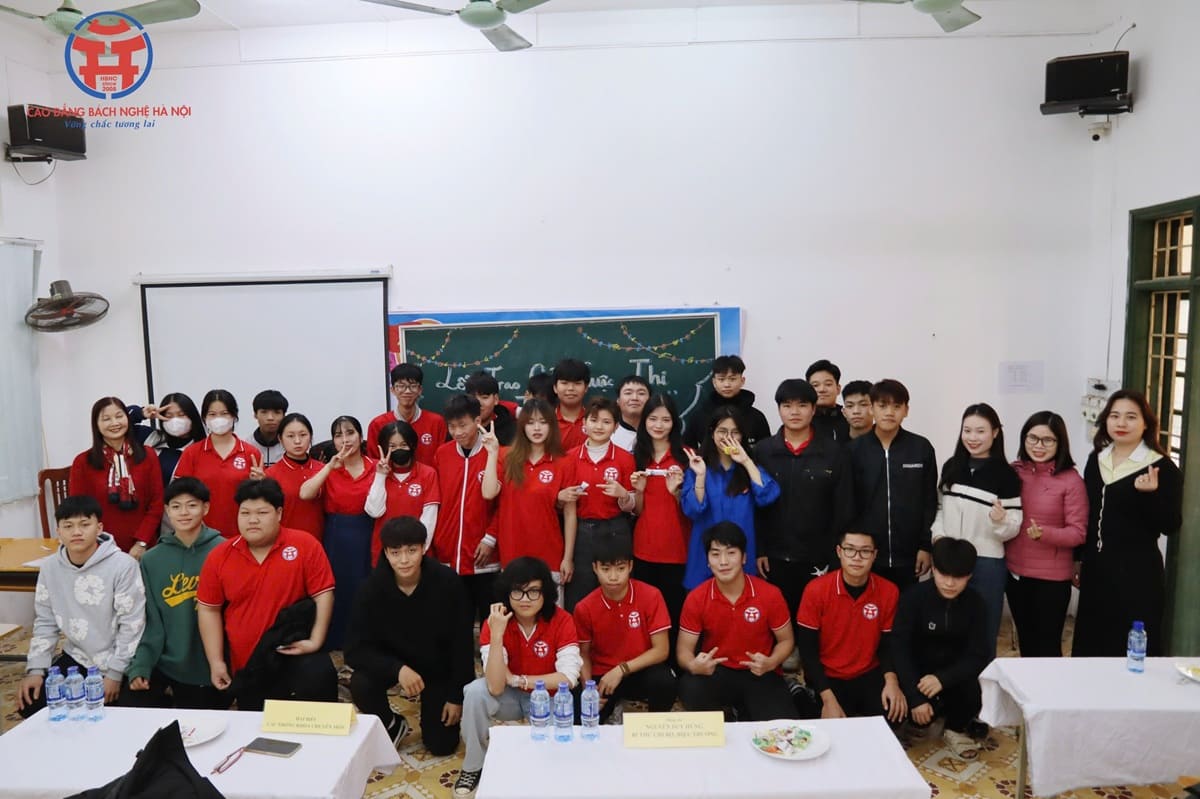 Z6199865784265_ecf00dec17a1faf5d17ca0d1422ca388