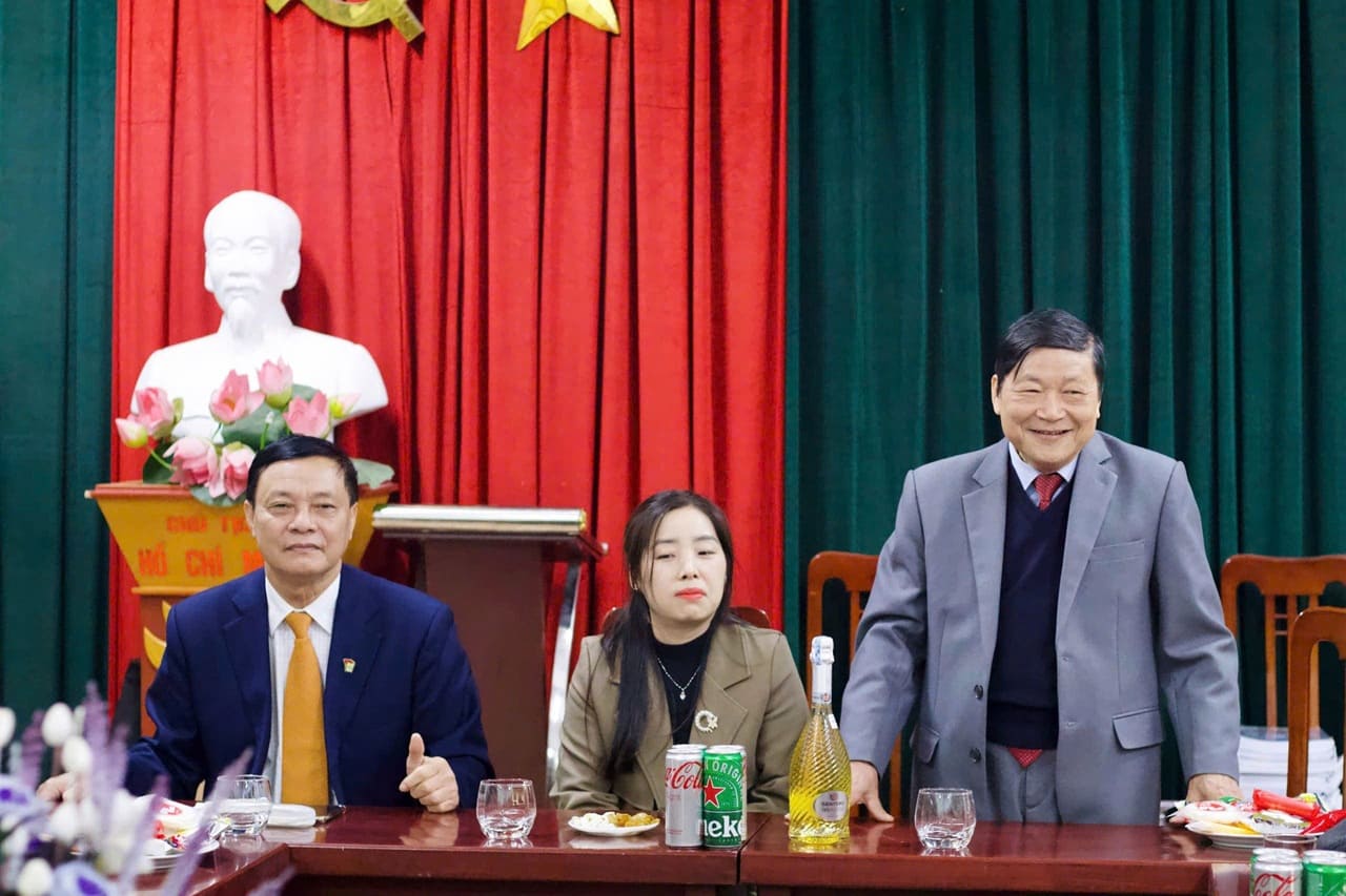 Z6291779900929_af3d8a33ab5b1662adebd976b70b8a59-min