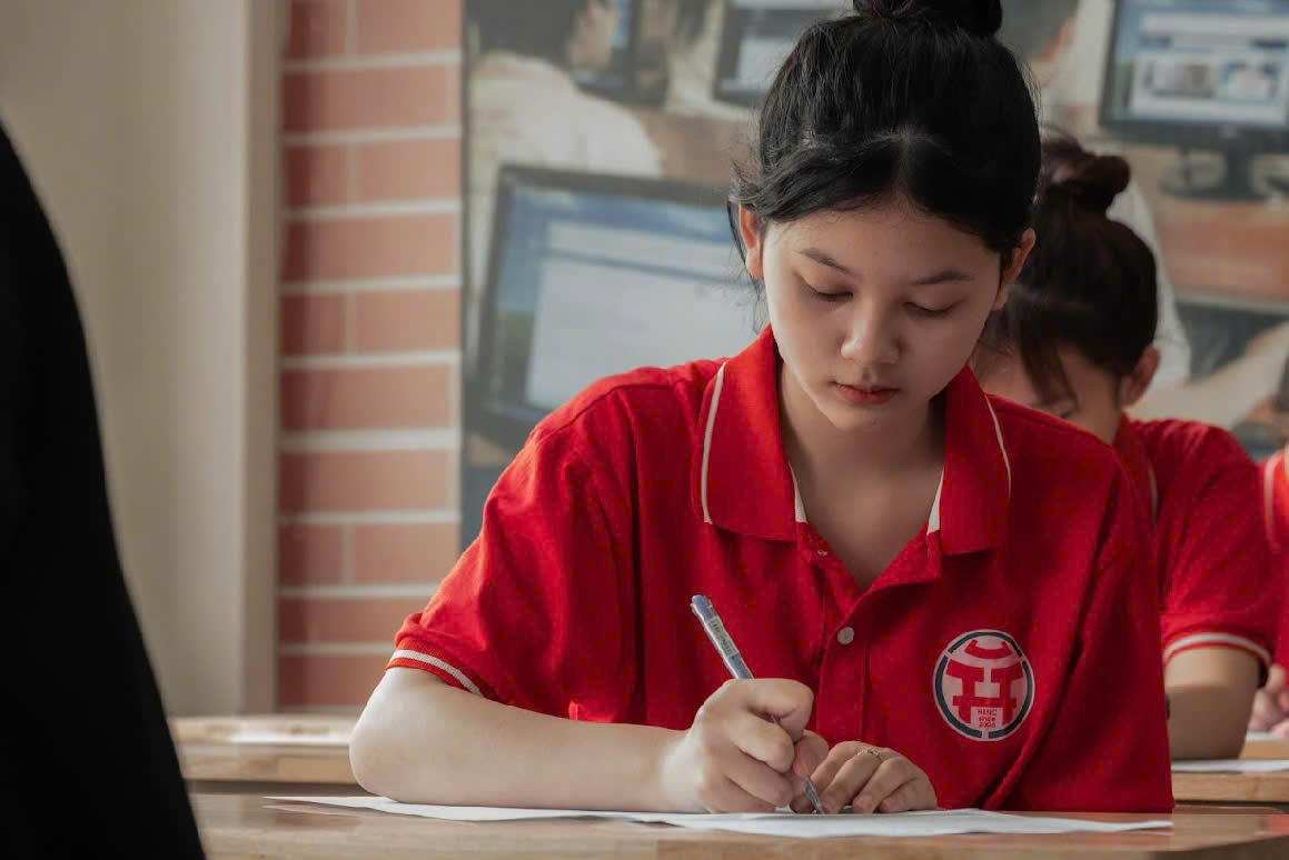 Z6420261840092_b818df734c7bc214f2607b7fc54bc623