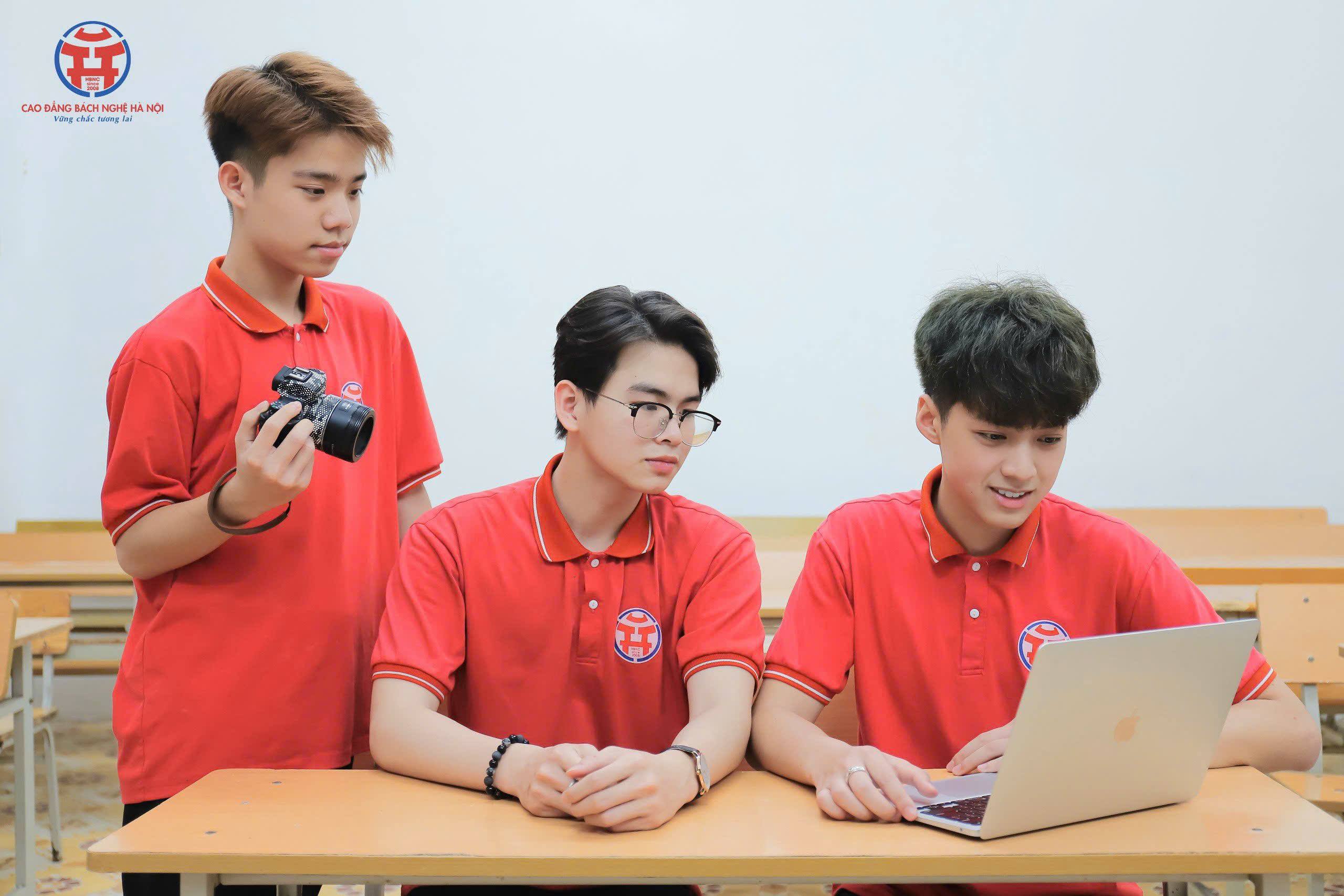 Z6420262331374_c5a2ea5c1c602455e1479894c69208a0