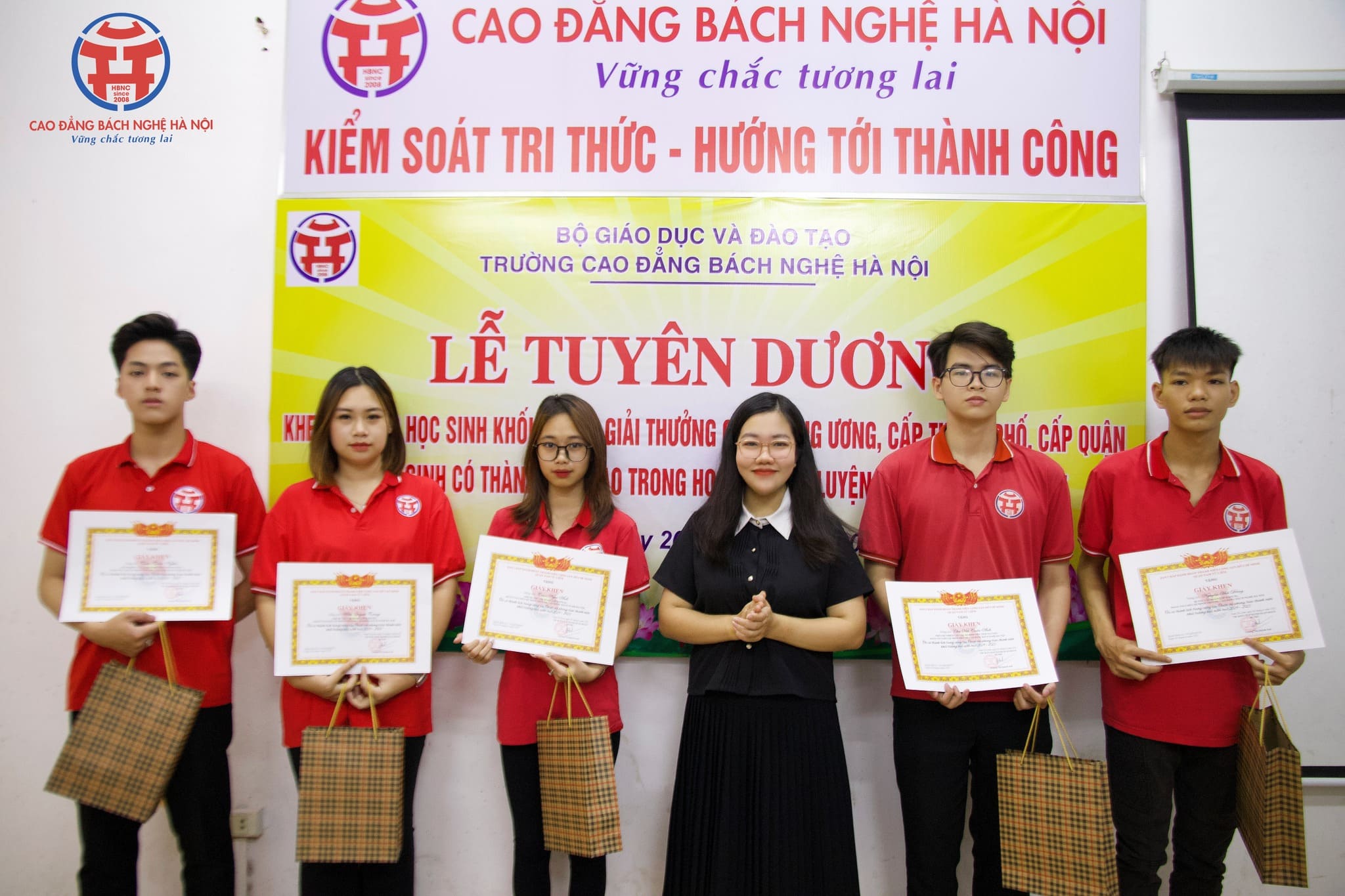 509419119_1297119509079972_9016768835593692745_n