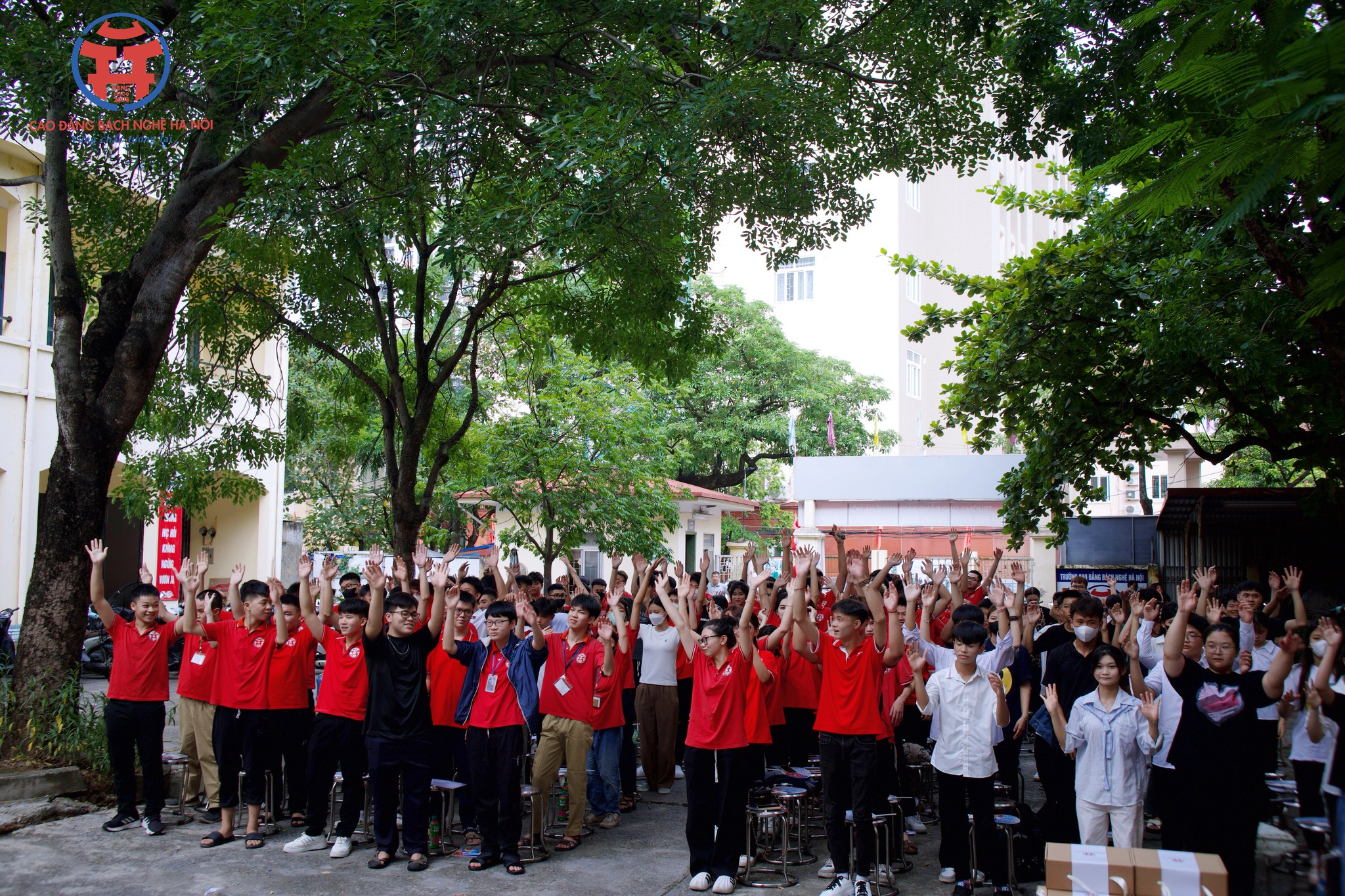 527686382_1333005718824684_6119887128733757401_n