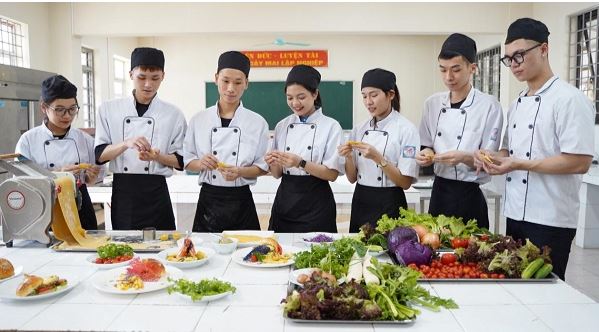 Ky-thuat-che-bien-mon-an