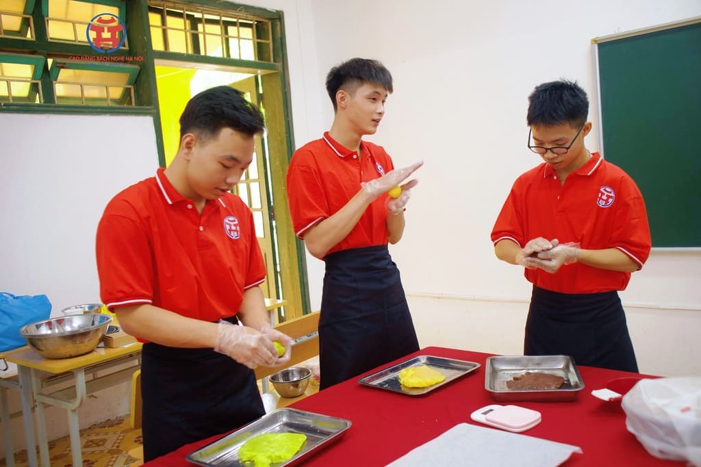 557611506_1385767450215177_2034792787260416279_n