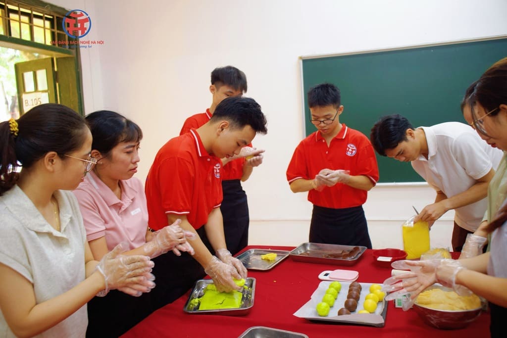 557734620_1385767556881833_3816376226726243684_n